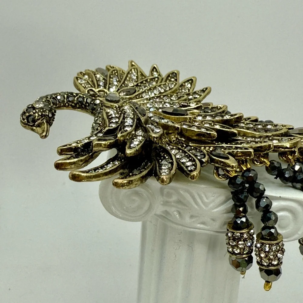 Heidi Daus “Graceful Beauty” Swan Brooch – Crystal Pave Statement Pin – Dangle - Picture 13 of 16